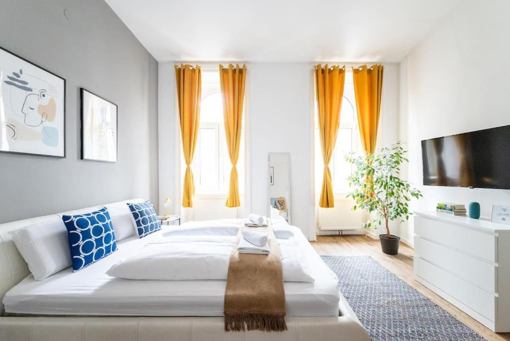 Апартаменти Lite 1Br Near Metro & Center By Hm Відень Екстер'єр фото